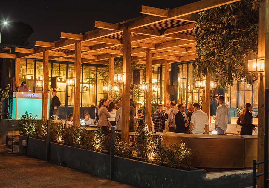 carnivora interior-900